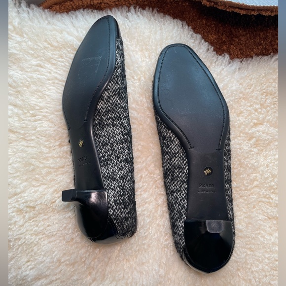 NEW - PRADA Black & White Tweed Mary Jane Kitten Heel Size EU 39.5 (US 9/9.5) - Picture 5 of 11